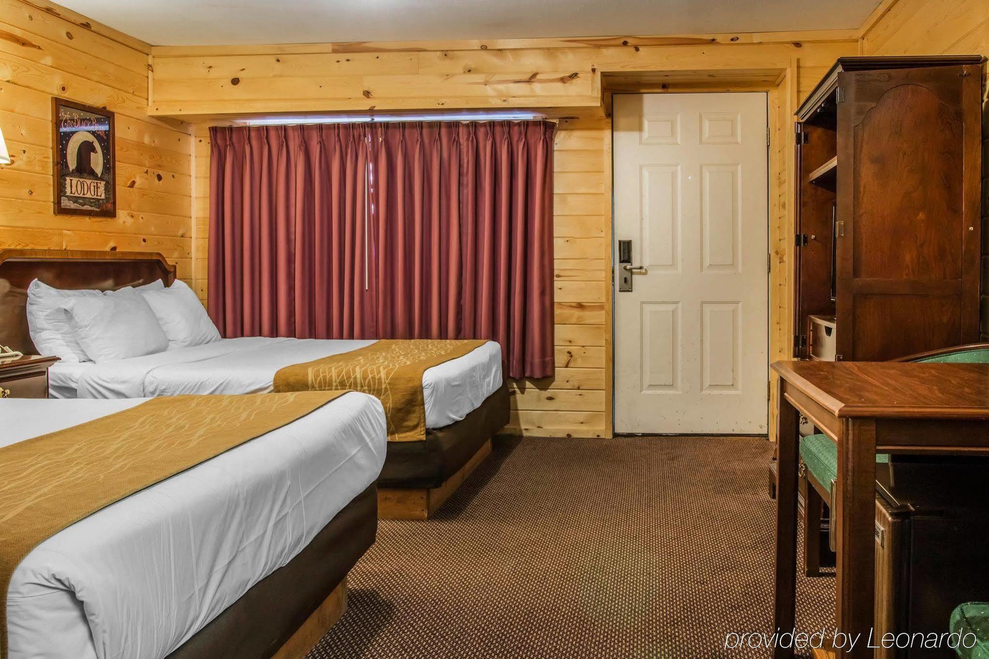 Econo Lodge Bayview 麦基诺城 外观 照片