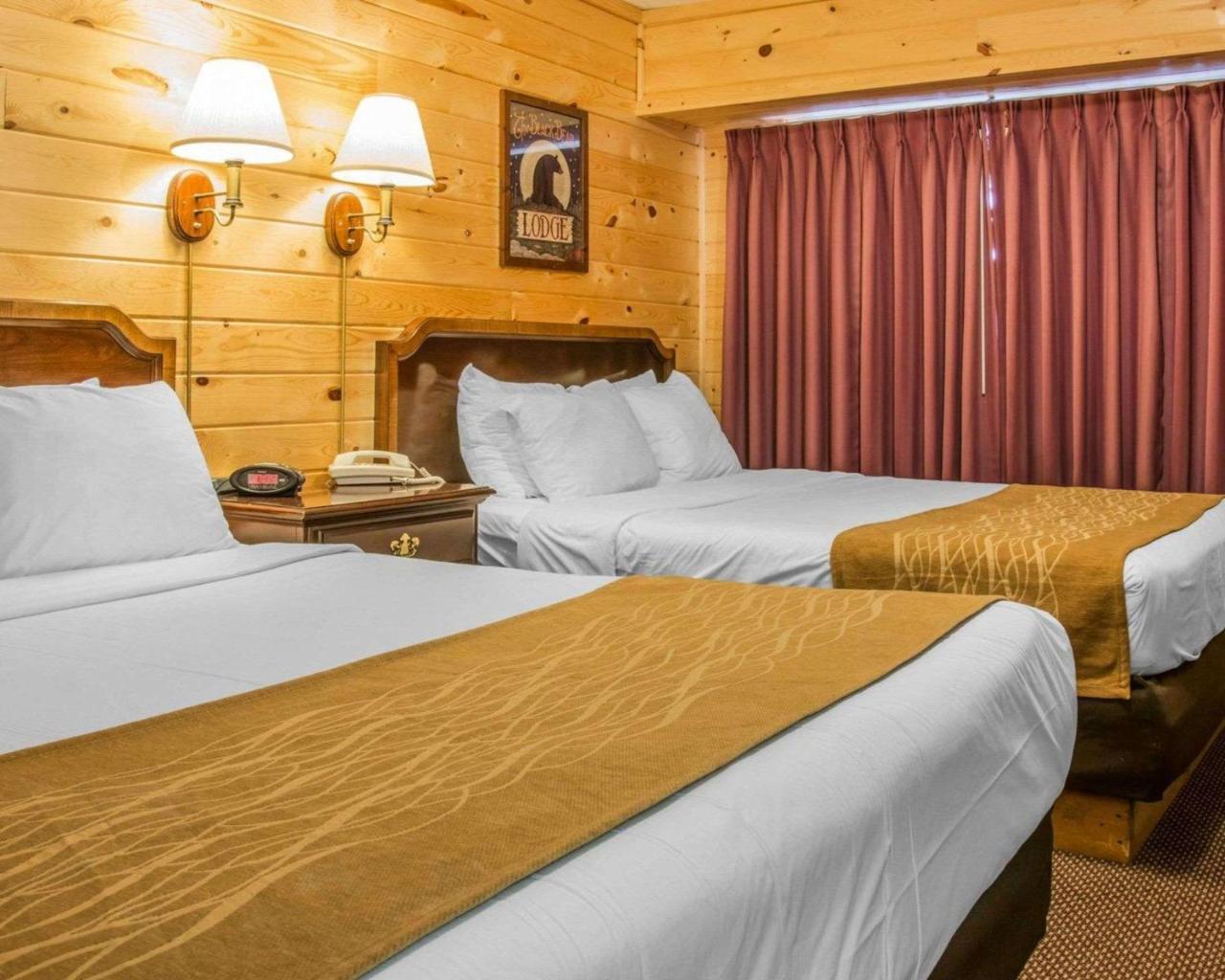Econo Lodge Bayview 麦基诺城 外观 照片