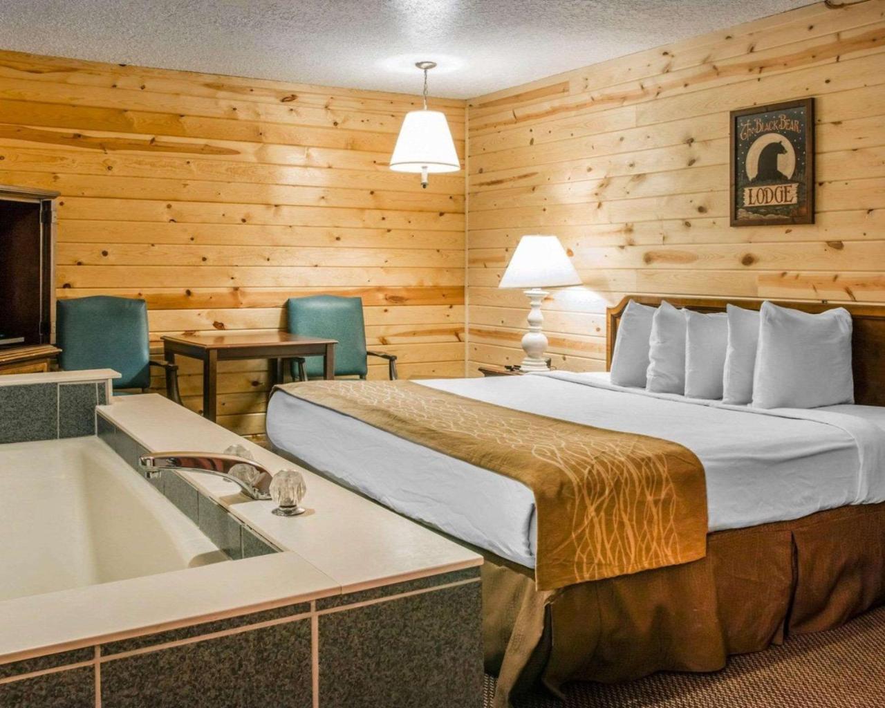 Econo Lodge Bayview 麦基诺城 外观 照片
