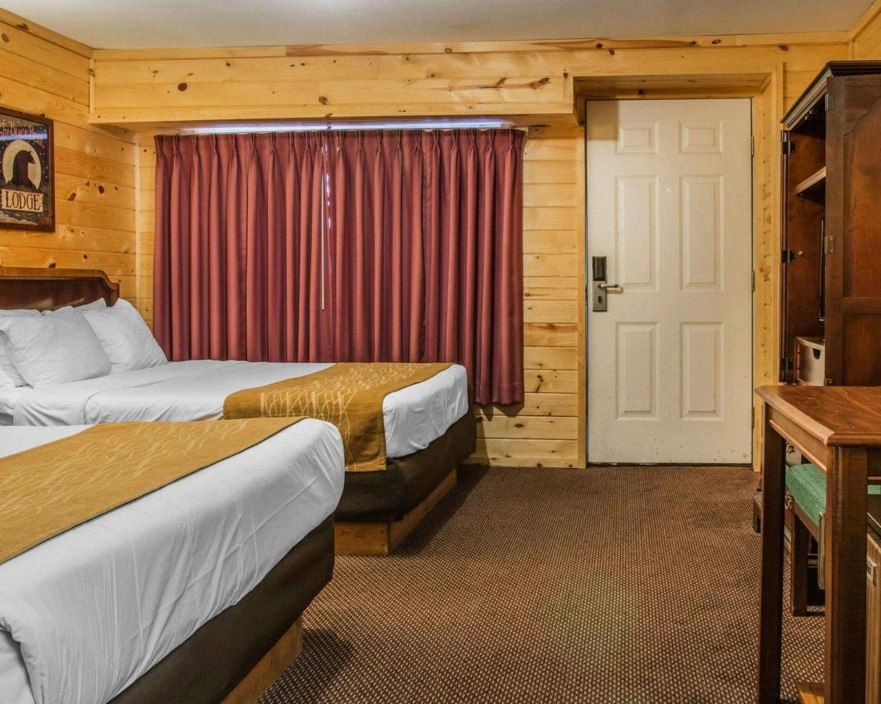 Econo Lodge Bayview 麦基诺城 外观 照片